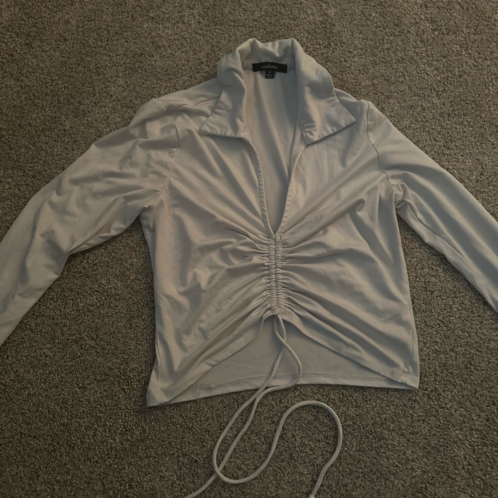 White long sleeve crop top